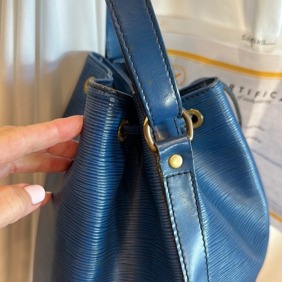 Authentic Vintage Louis Vuitton Noe GM Monogram Bucket Bag - Picture 5 of 13